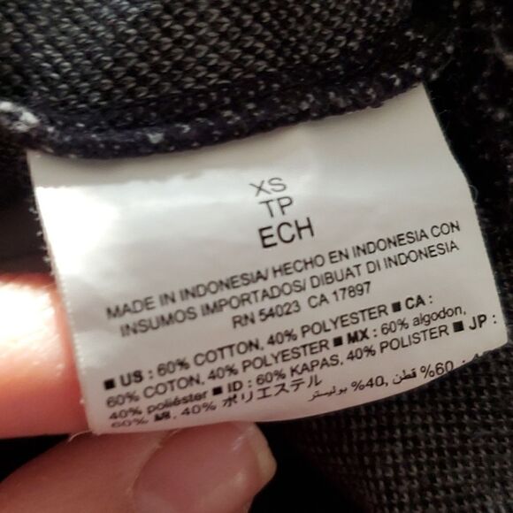 Old navy xs top   - Picture 5 of 5